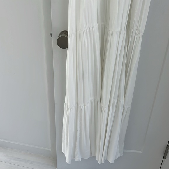 Tiered Boho Maxi Dress Women’s White Flowy Forever21 Goddess Dress Size Large - Picture 8 of 9